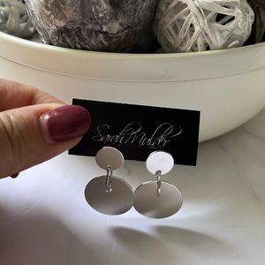 NEW Sarah Mulder silver plated earrings